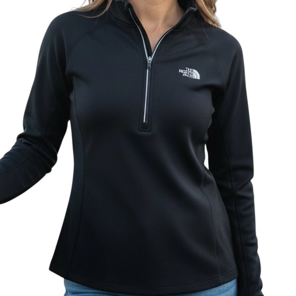 The North Face Long Sleeve Quarter Zip-Up - Large - Black, Athletic Jacket - Picture 2 of 10